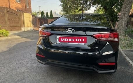 Hyundai Solaris II рестайлинг, 2019 год, 1 888 000 рублей, 23 фотография