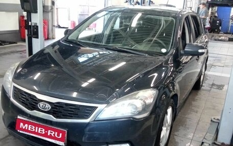 KIA cee'd I рестайлинг, 2011 год, 810 000 рублей, 1 фотография