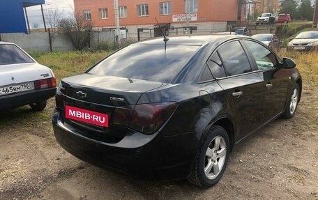 Chevrolet Cruze II, 2010 год, 450 000 рублей, 3 фотография