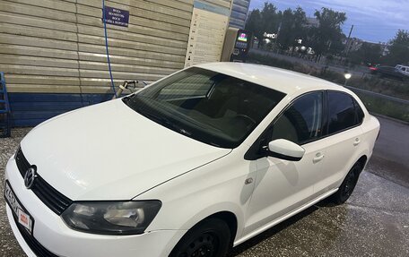 Volkswagen Polo VI (EU Market), 2015 год, 810 000 рублей, 2 фотография