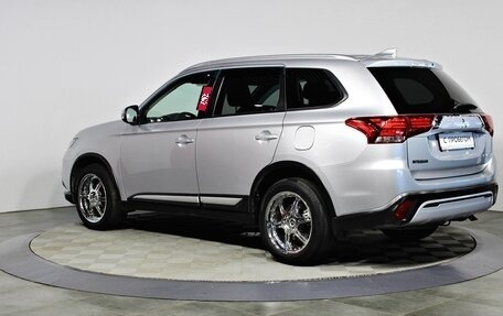 Mitsubishi Outlander III рестайлинг 3, 2019 год, 2 547 000 рублей, 6 фотография