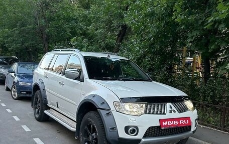 Mitsubishi Pajero Sport II рестайлинг, 2011 год, 1 650 000 рублей, 2 фотография