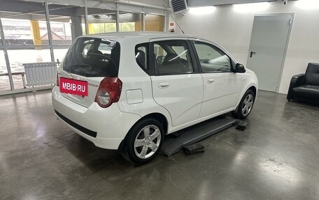 Chevrolet Aveo III, 2011 год, 665 000 рублей, 4 фотография