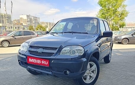 Chevrolet Niva I рестайлинг, 2017 год, 825 000 рублей, 1 фотография