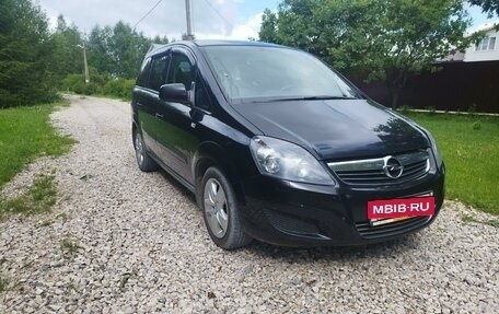 Opel Zafira B, 2011 год, 1 000 000 рублей, 4 фотография