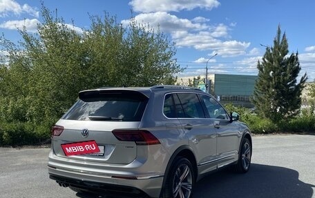 Volkswagen Tiguan II, 2018 год, 3 050 000 рублей, 6 фотография