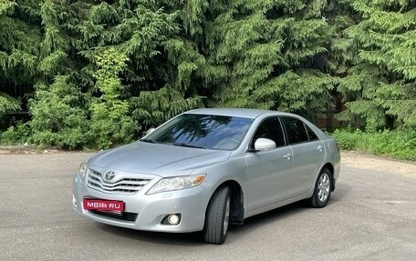 Toyota Camry, 2010 год, 1 350 000 рублей, 1 фотография