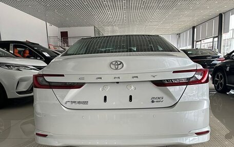 Toyota Camry, 2024 год, 4 100 000 рублей, 2 фотография