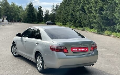 Toyota Camry, 2010 год, 1 350 000 рублей, 3 фотография