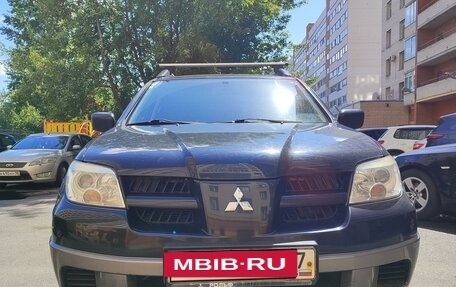 Mitsubishi Outlander III рестайлинг 3, 2008 год, 900 000 рублей, 2 фотография