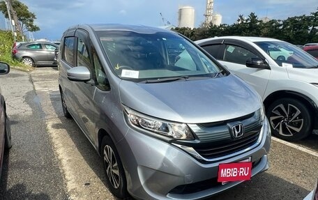 Honda Freed II, 2017 год, 1 850 000 рублей, 2 фотография