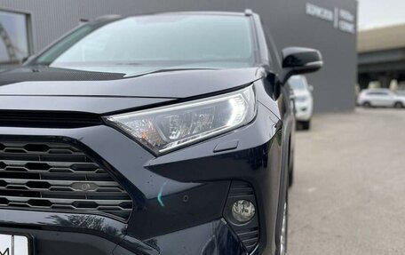 Toyota RAV4, 2019 год, 3 297 000 рублей, 8 фотография