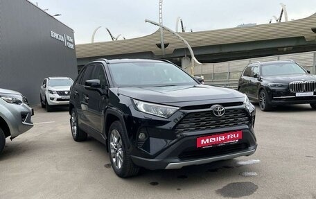 Toyota RAV4, 2019 год, 3 297 000 рублей, 6 фотография