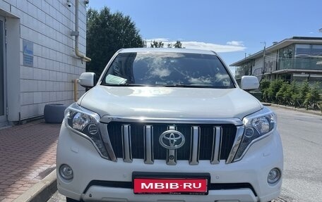 Toyota Land Cruiser Prado 150 рестайлинг 2, 2015 год, 3 850 000 рублей, 1 фотография