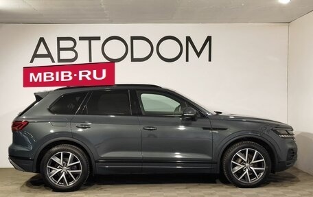 Volkswagen Touareg III, 2019 год, 5 590 000 рублей, 6 фотография