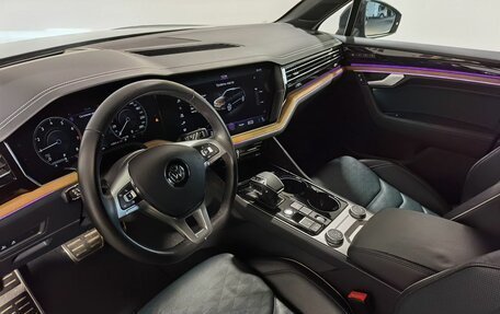 Volkswagen Touareg III, 2019 год, 5 590 000 рублей, 12 фотография