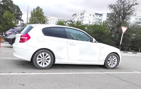 BMW 1 серия, 2010 год, 799 000 рублей, 3 фотография