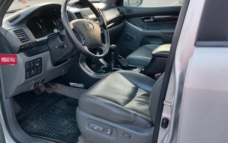 Toyota Land Cruiser Prado 120 рестайлинг, 2008 год, 3 150 000 рублей, 15 фотография