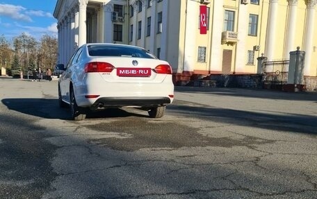 Volkswagen Jetta VI, 2014 год, 1 390 000 рублей, 24 фотография