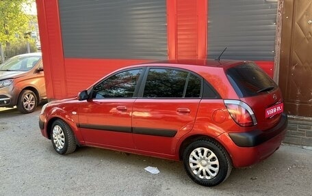 KIA Rio II, 2009 год, 550 000 рублей, 1 фотография