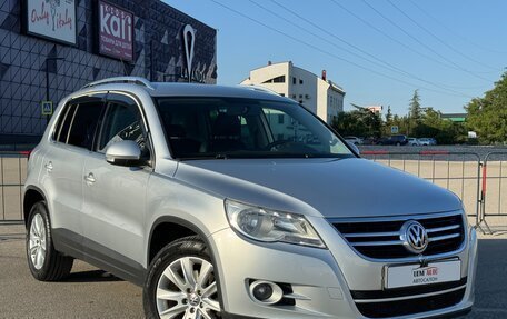 Volkswagen Tiguan I, 2010 год, 1 577 000 рублей, 2 фотография