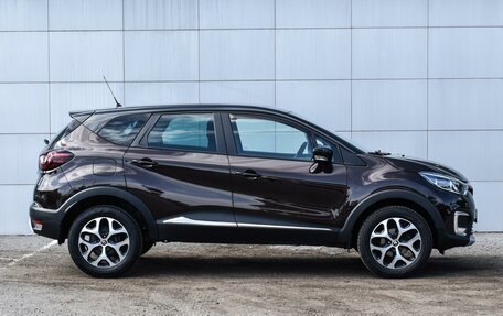 Renault Kaptur I рестайлинг, 2017 год, 1 469 000 рублей, 5 фотография