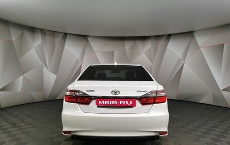 Toyota Camry, 2016 год, 2 135 000 рублей, 8 фотография