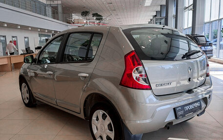 Renault Sandero I, 2013 год, 961 000 рублей, 7 фотография