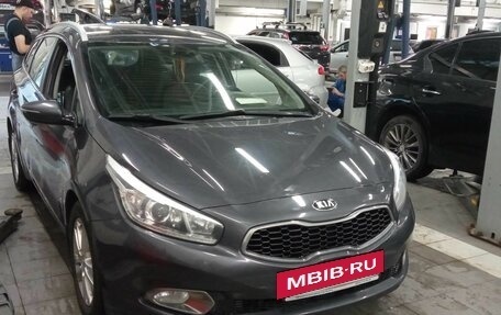 KIA cee'd III, 2014 год, 1 120 000 рублей, 2 фотография