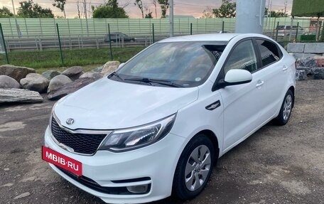 KIA Rio III рестайлинг, 2016 год, 950 000 рублей, 4 фотография