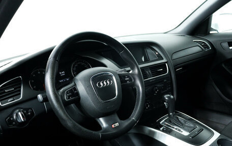 Audi A4, 2011 год, 1 297 000 рублей, 13 фотография