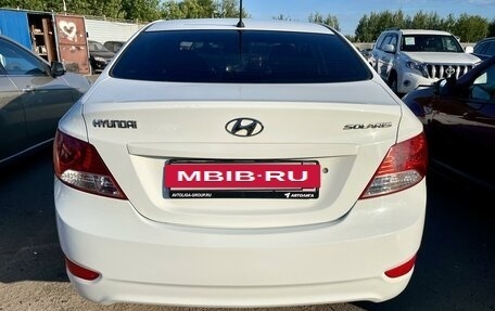 Hyundai Solaris II рестайлинг, 2011 год, 850 000 рублей, 5 фотография