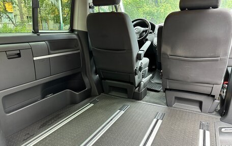 Volkswagen Multivan T5, 2012 год, 1 952 000 рублей, 24 фотография