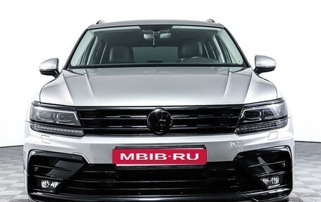 Volkswagen Tiguan II, 2018 год, 3 138 000 рублей, 2 фотография