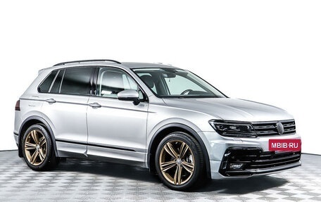 Volkswagen Tiguan II, 2018 год, 3 138 000 рублей, 3 фотография