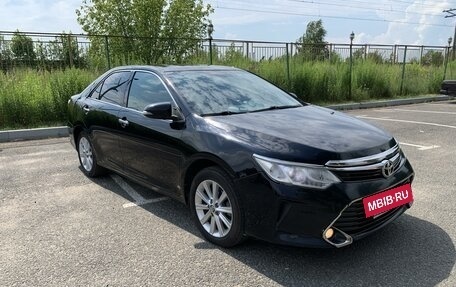 Toyota Camry, 2016 год, 1 795 000 рублей, 3 фотография