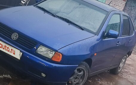 Volkswagen Polo III рестайлинг, 1997 год, 150 000 рублей, 2 фотография