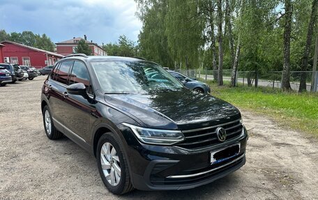 Volkswagen Tiguan II, 2022 год, 3 450 000 рублей, 4 фотография