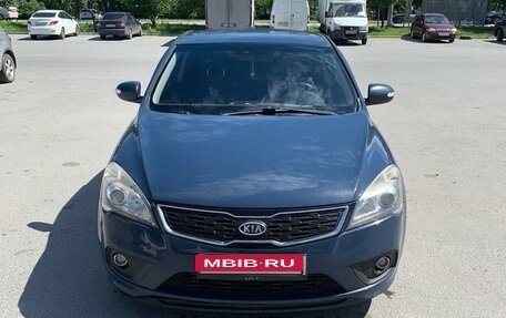 KIA cee'd I рестайлинг, 2011 год, 850 000 рублей, 2 фотография