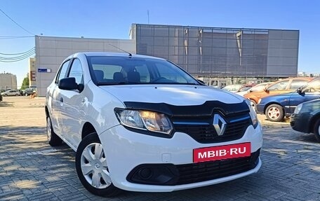 Renault Logan II, 2014 год, 743 000 рублей, 3 фотография