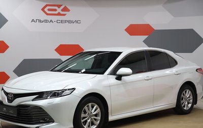 Toyota Camry, 2019 год, 2 890 000 рублей, 1 фотография