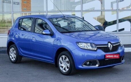 Renault Sandero II рестайлинг, 2015 год, 980 000 рублей, 1 фотография