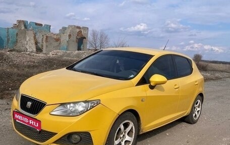 SEAT Ibiza IV рестайлинг 2, 2008 год, 450 000 рублей, 1 фотография