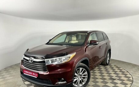 Toyota Highlander III, 2015 год, 3 200 000 рублей, 1 фотография