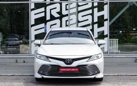 Toyota Camry, 2018 год, 3 099 000 рублей, 3 фотография