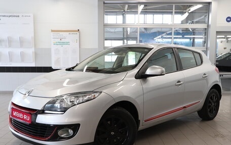 Renault Megane III, 2013 год, 899 000 рублей, 1 фотография