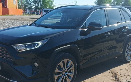 Toyota RAV4, 2020 год, 3 500 000 рублей, 1 фотография