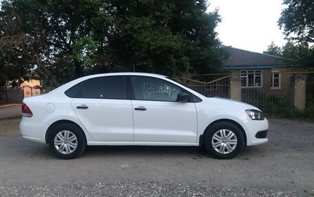 Volkswagen Polo VI (EU Market), 2015 год, 755 000 рублей, 4 фотография