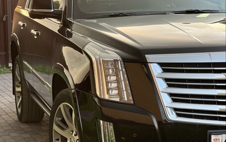 Cadillac Escalade IV, 2016 год, 6 500 000 рублей, 4 фотография