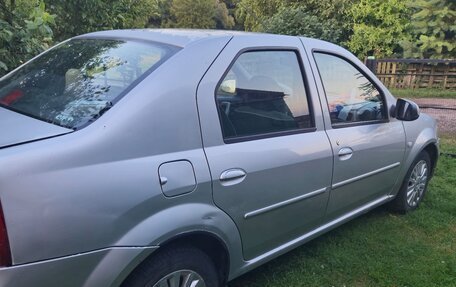 Renault Logan I, 2012 год, 590 000 рублей, 4 фотография